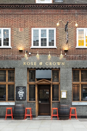 Gallery - Publove The Rose & Crown