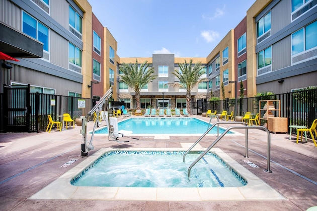 Gallery - Home2 Suites By Hilton Carlsbad