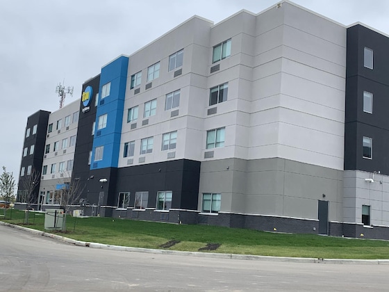 Gallery - Tru By Hilton Edmonton Windermere