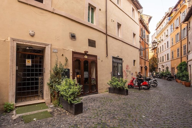 Gallery - Cappellari 6 Campo De Fiori
