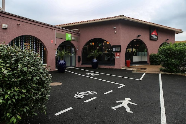 Gallery - Ibis Styles Fréjus Saint-Raphaël