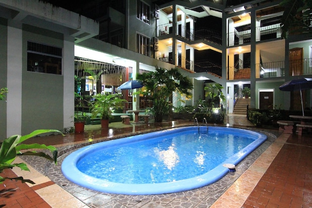 Gallery - Arenal Hostel Resort
