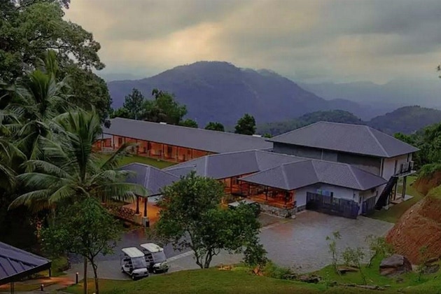 Gallery - Simpson's Forest Hotel