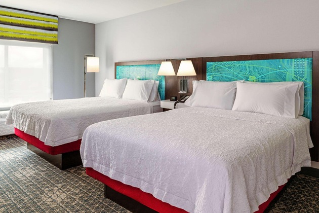 Gallery - Hampton Inn & Suites Pittsburgh New Stanton