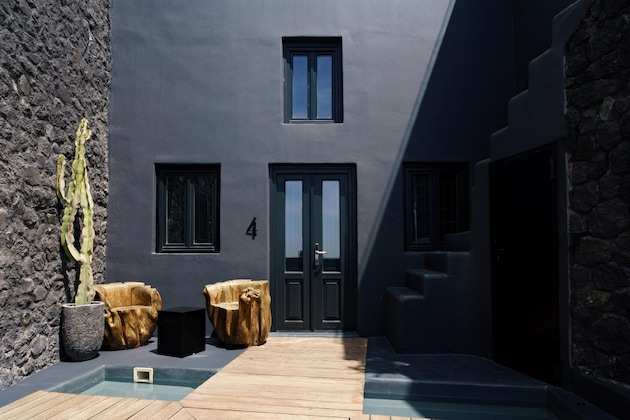 Gallery - Kivotos Santorini