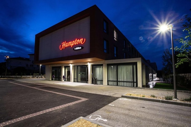 Gallery - Hampton By Hilton Toulouse Airport