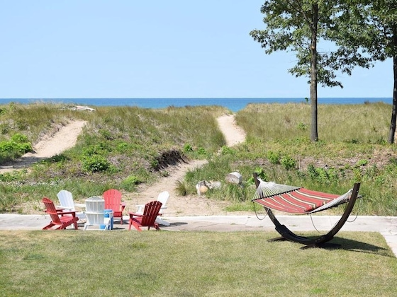 Gallery - Lake Michigan Beach Cottages