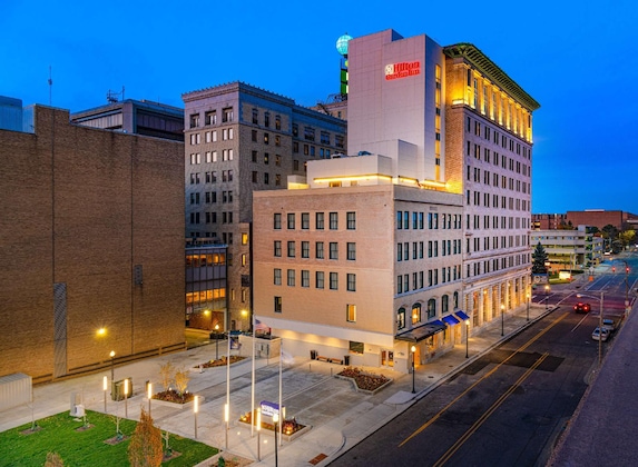 Gallery - Hilton Garden Inn Flint Downtown