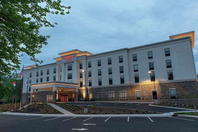 Gallery - Hampton Inn Black Mountain
