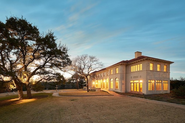 Gallery - Commodore Perry Estate, Auberge Resorts Collection