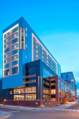 Gallery - Springhill Suites Madison
