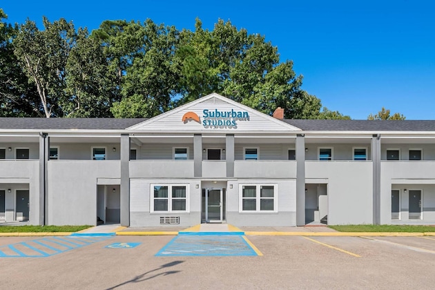 Gallery - Suburban Studios Newport News – Hampton