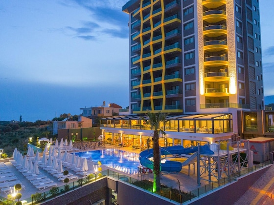 Gallery - Campus Hill Hotel
