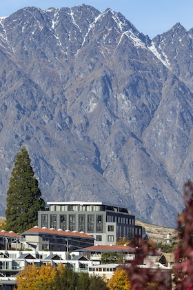 Gallery - Ramada By Wyndham Queenstown Central