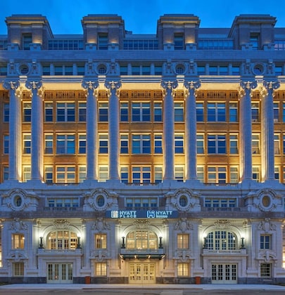 Gallery - Hyatt House Chicago Medical University District