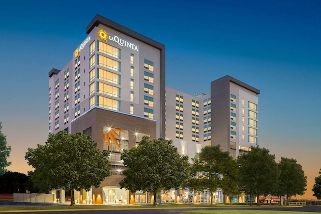 Gallery - La Quinta Inn & Suites By Wyndham Nashville Downtown   Stadium