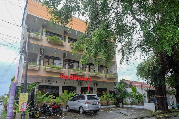 Gallery - Reddoorz @ Jalan Pramuka Manado