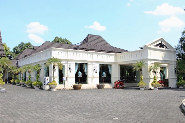Gallery - Spot On 2209 Solo Point Syariah
