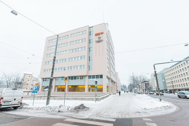 Gallery - Forenom Aparthotel Pikku Huopalahti