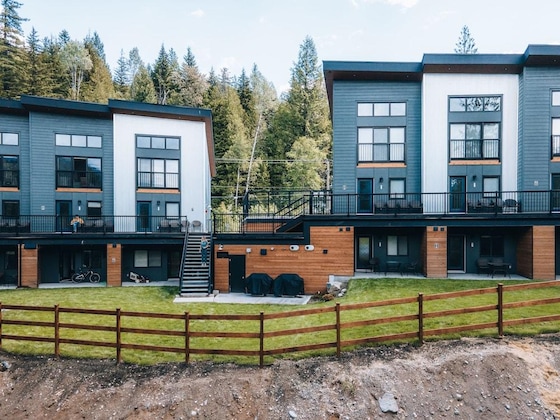 Gallery - Basecamp Resorts Revelstoke