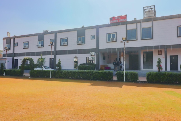 Gallery - Hotel Chandra Garden by OYO Rooms