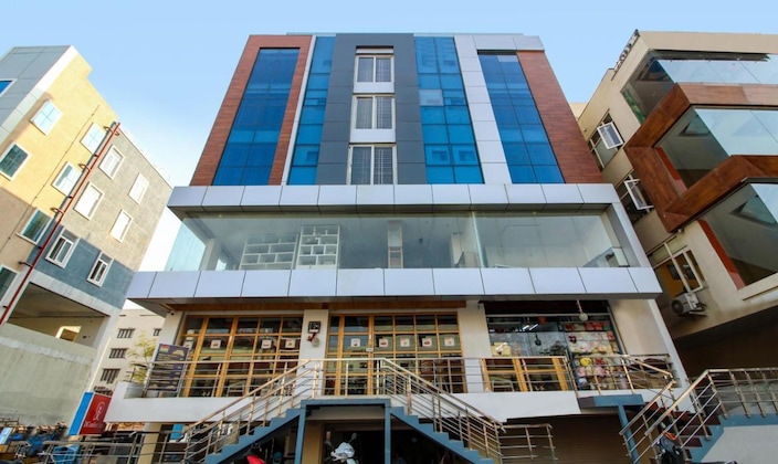 Gallery - Itsy Hotels D'comfort Inn