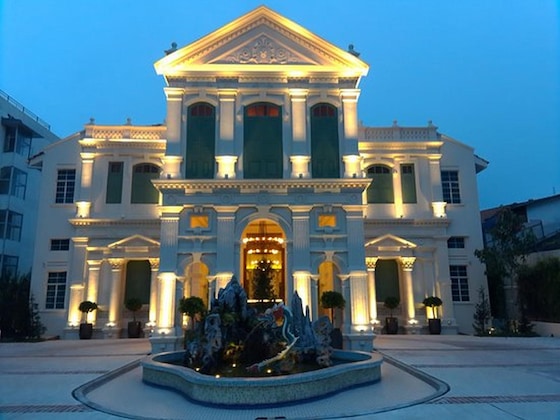 Gallery - The Edison George Town