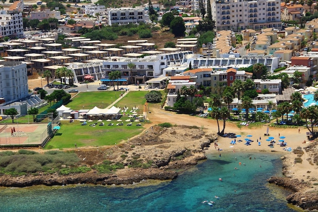 Gallery - Penelope Beach Hotel Apts