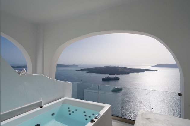 Gallery - Asha Luxury Suites