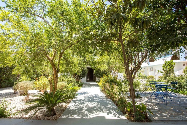 Gallery - Atma Beach Rooms & Suites