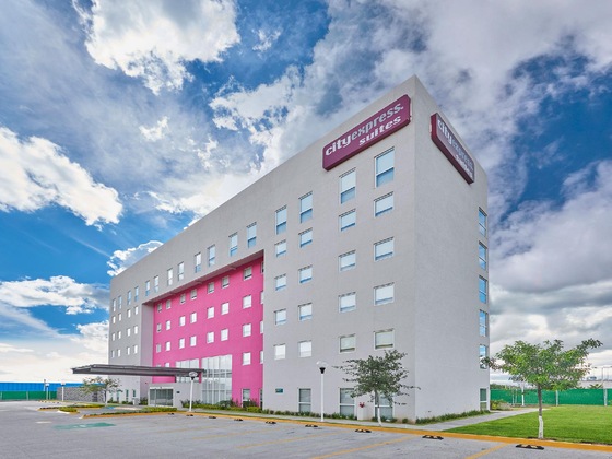 Gallery - City Suites Silao Aeropuerto