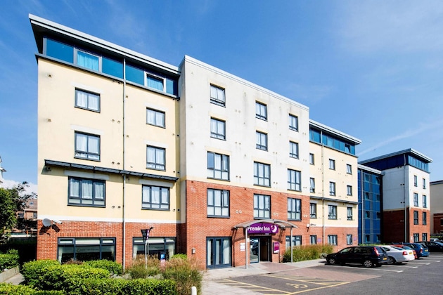 Gallery - Premier Inn Bournemouth Westbourne