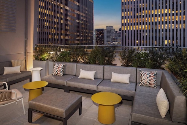 Gallery - Home2 Suites By Hilton New York Times Square