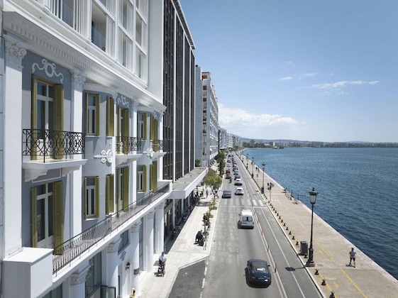 Gallery - On Residence