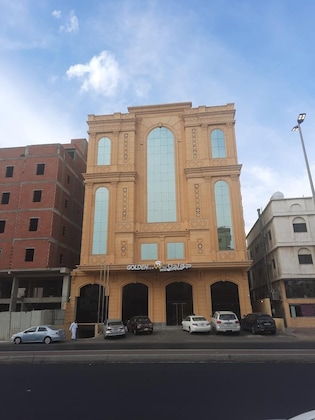 Gallery - Golden New Quraish