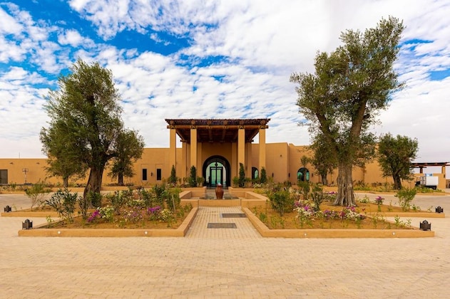 Gallery - Bab Al Nojoum Bateen Liwa