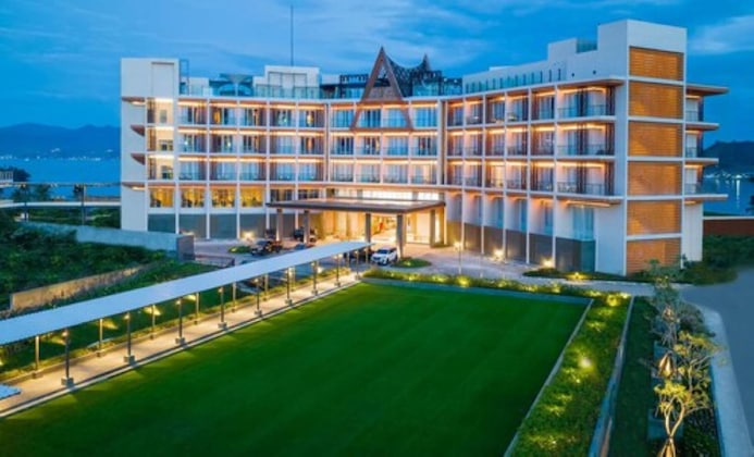 Gallery - Marianna Resort & Convention Tuktuk Samosir