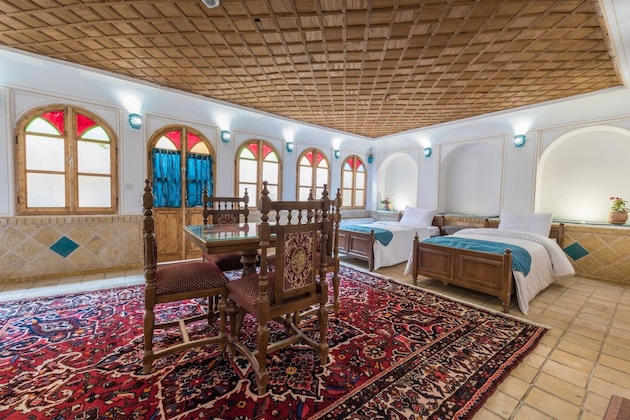 Gallery - Ghasr Monshi Boutique Isfahan