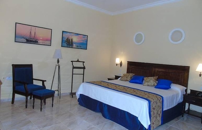 Gallery - Hotel E Plaza Colon