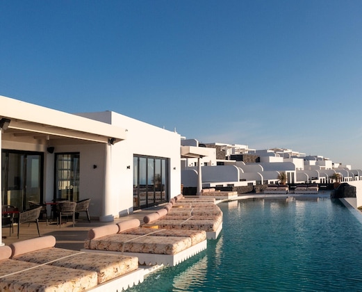 Gallery - Cresanto Luxury Suites