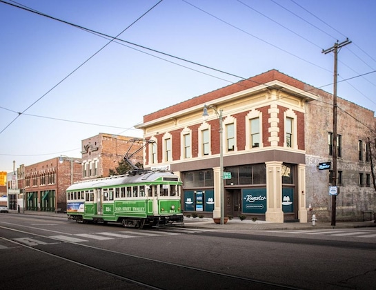 Gallery - The Rambler