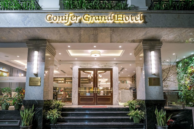 Gallery - Conifer Grand Hotel