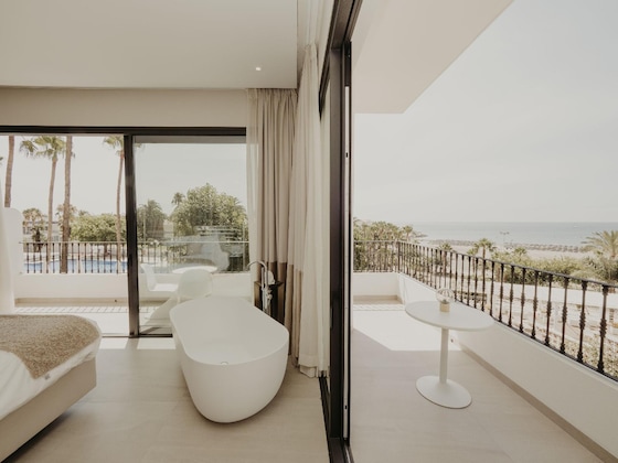 Gallery - Comfy Studios Hotel