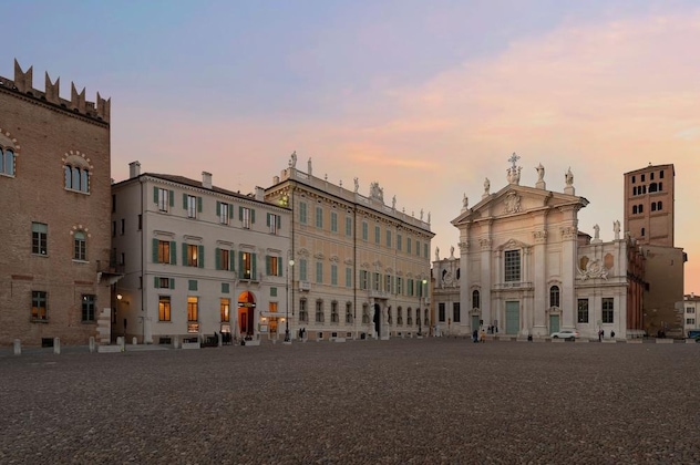 Gallery - Ca' Uberti Palace Hotel , Mantegna Hotels