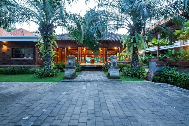 Gallery - Griya Shanti Suites
