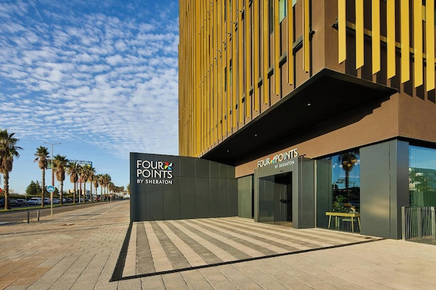 Gallery - Four Points By Sheraton Barcelona Airport