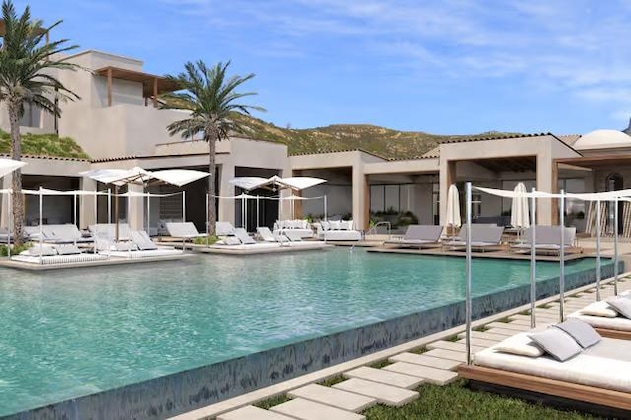 Gallery - Oros Luxury Beach Resort