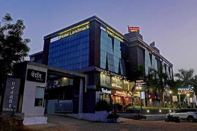 Gallery - Hotel Landmark