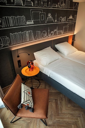 Gallery - Loginn Hotel Köln Airport