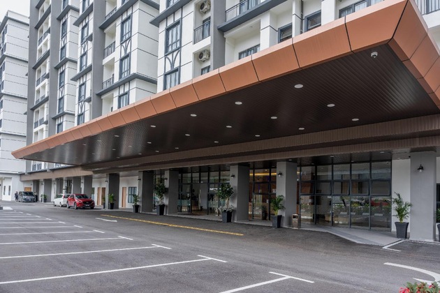 Gallery - Zenith Suites Cameron
